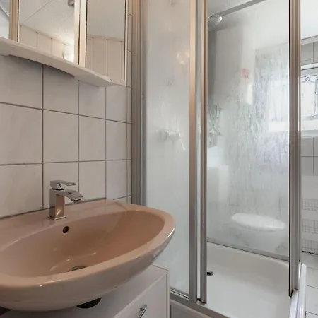 Σπίτι διακοπών Cosy Flat In With Garden *