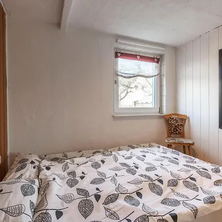 Σπίτι διακοπών Cosy Flat In With Garden *