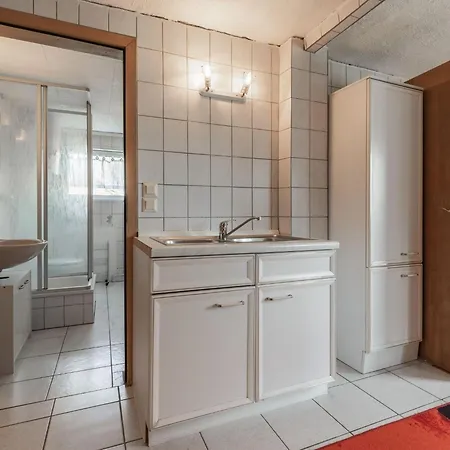 Cosy Flat In With Garden